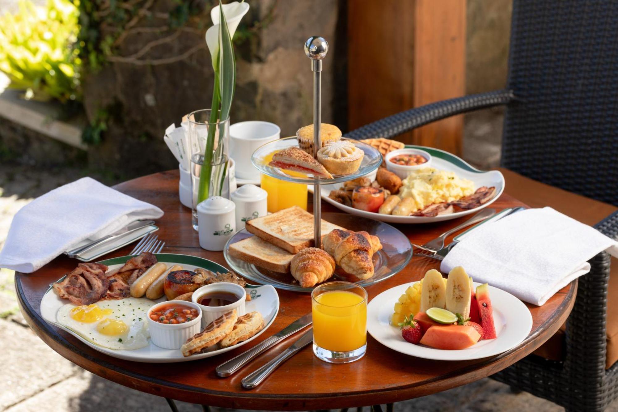 The Hill Club Вилла *